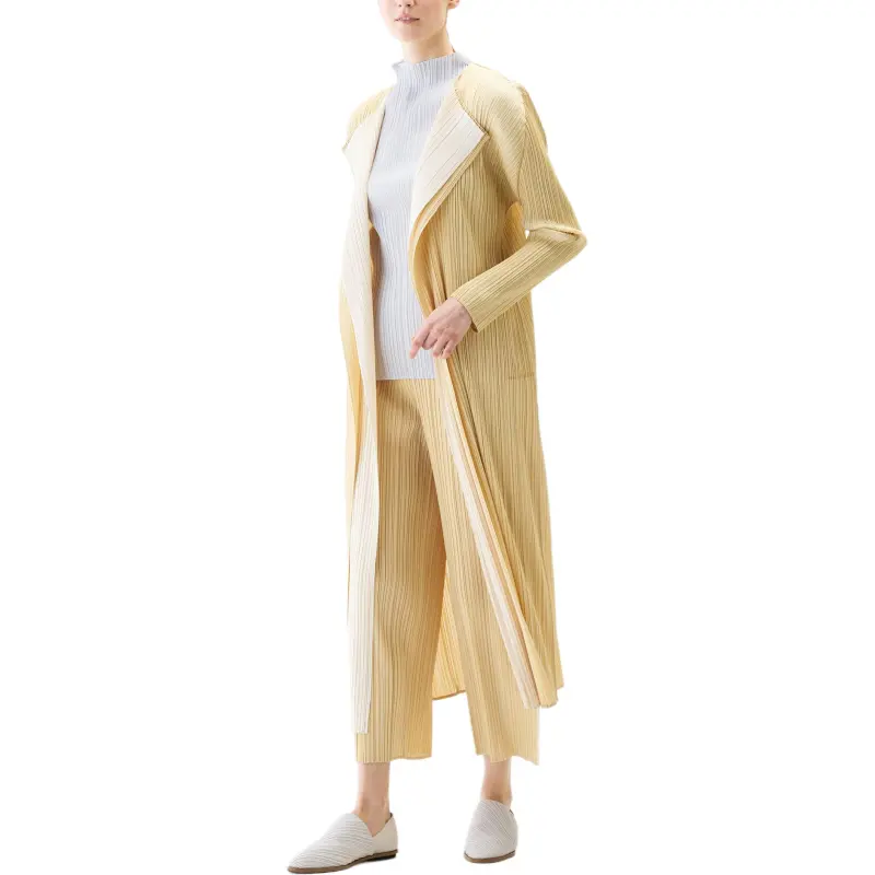 PLEATS PLEASE ISSEY MIYAKE Merry Bicolor Coat-5