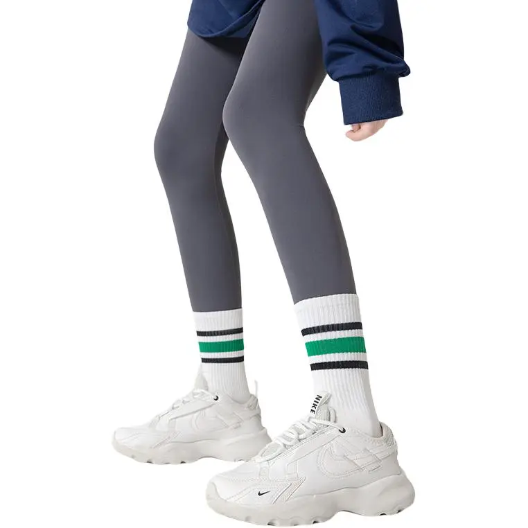 Gentle Welcome Mid Calf Socks Women's 5 Pack-2