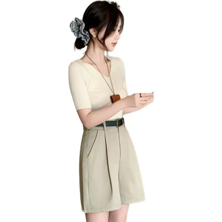 Dior Beauty Casual Shorts Women's-1