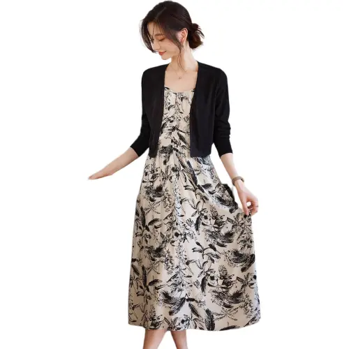 Like The Age Of Water Fall Long Sleeved Dresses Loose Fit Women's Black