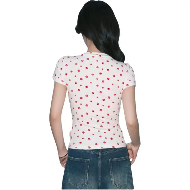 FOREVER 21 Regular T Shirt Women's Red Claw-1