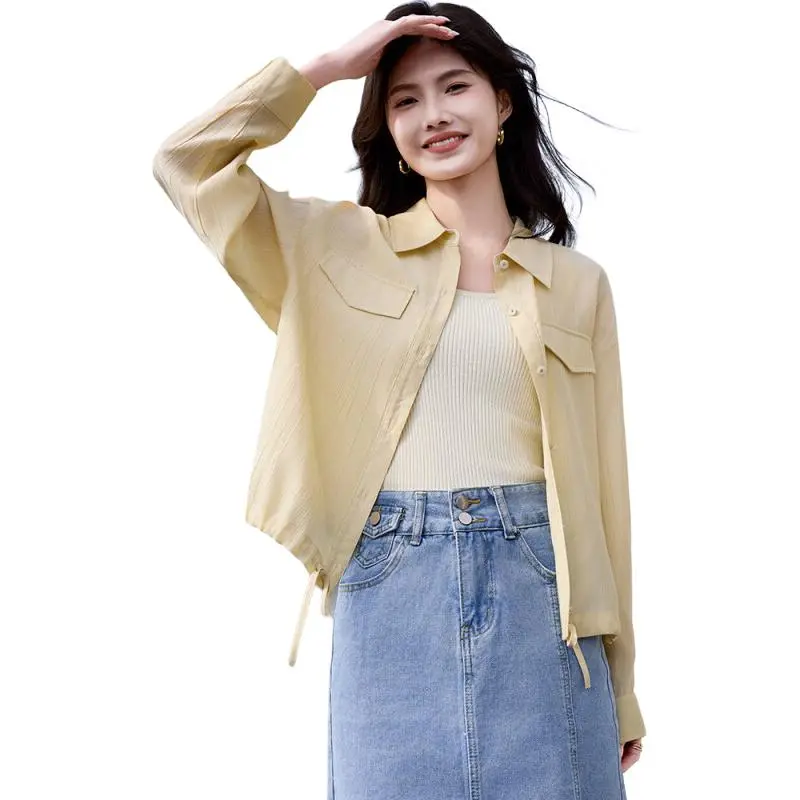 She Enjoys Cropped Coat Women's Light Khaki-3