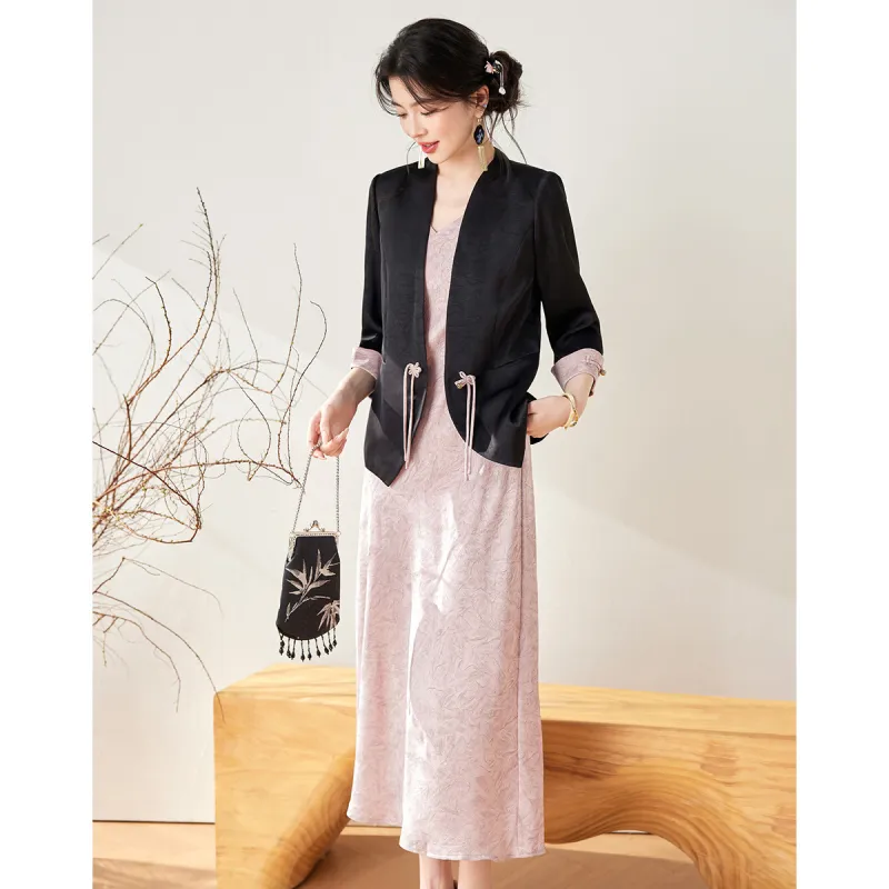 Like The Age Of Water Long Sleeved Dresses Women's Pink-4