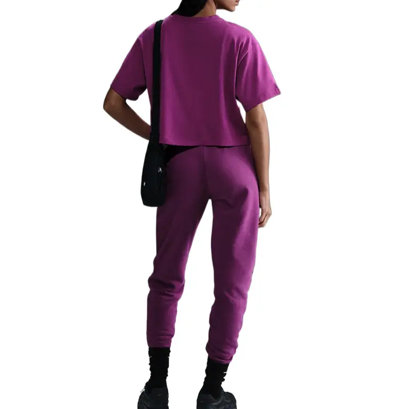 Nike Sportswear Essential Women's Cropped Logo T Shirt-3
