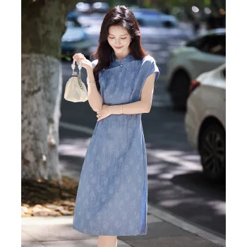 Still Quiet Short Sleeved Dress Women's