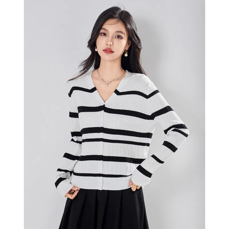 Love Elaine Spring, Fall Knitwear Loose Fit Women's White-3