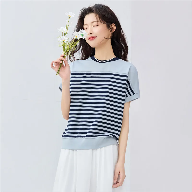UNIQLO T Shirts Women's-16