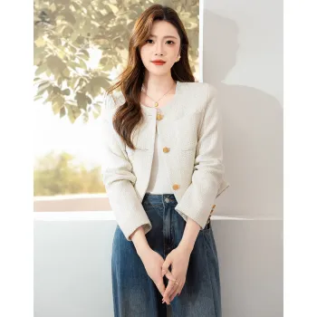 Like The Age Of Water Cropped Coat Women's White