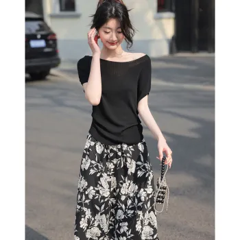 Like The Age Of Water Skirt Set Women's Black