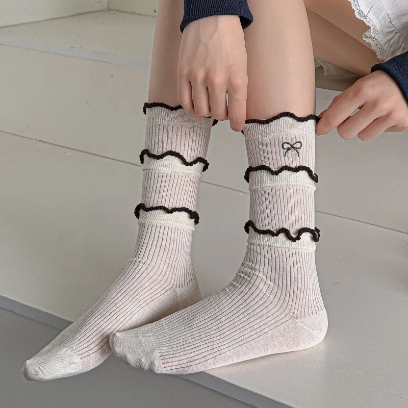 Gentle Welcome Mid Calf Socks Women's 1 Pack-3