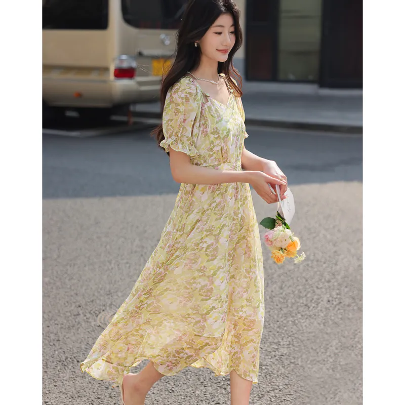 Like The Age Of Water Short Sleeved Dress Women's Green-1
