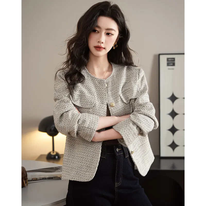TERRE BLEUE Cropped Coat Women's White-3