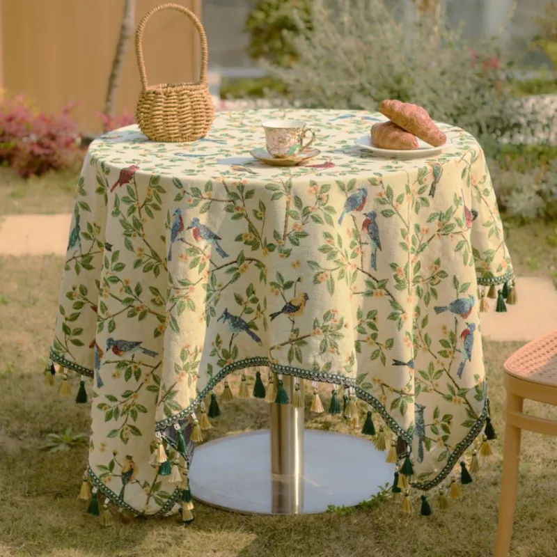 Spinning Autumn Pie Tablecloths-1