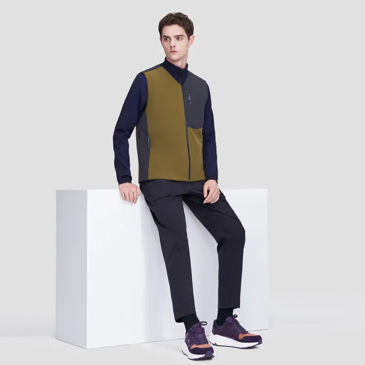 Paul Smith X DESCENTE X Paul Smith Collection Vests Unisex-2