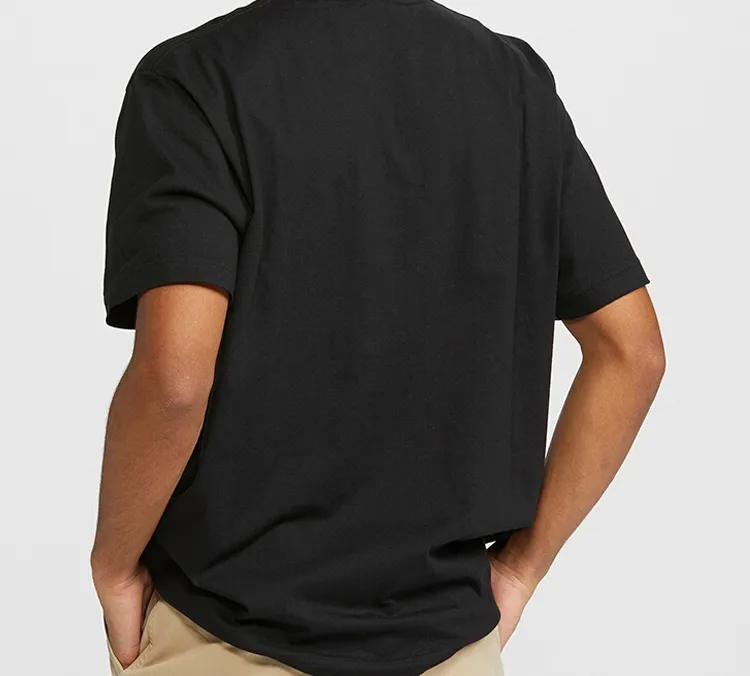 UNIQLO Straight T Shirt Unisex Black-2
