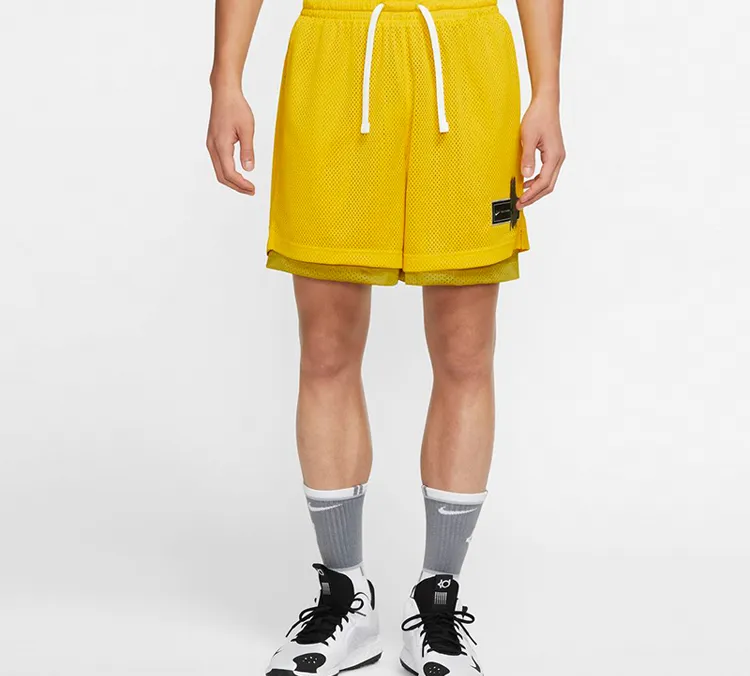 Nike Casual Shorts Men Yellow-3