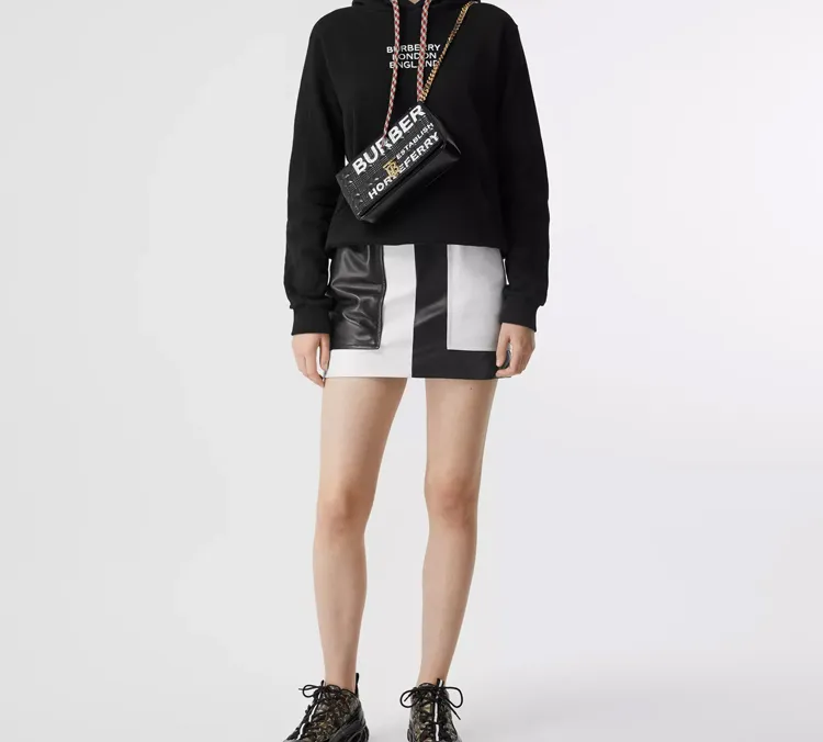 Burberry Women's Embroidered Logo Oversized Hoodie Black-4