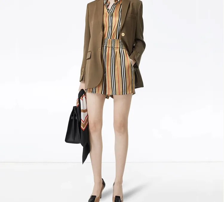 Burberry Icon Stripe Shorts Beige-3