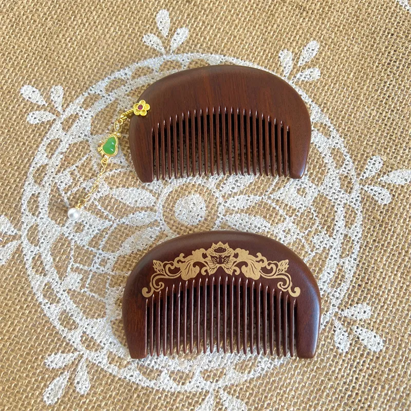 XIBI Carved Green Sandalwood Comb Natural Sandalwood Flat Comb Portable Mini Comb-1