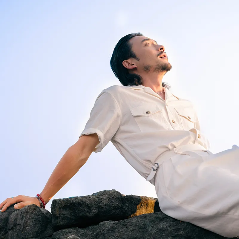 SOARIN YUPPIE Shirts Men Adhere To White-3