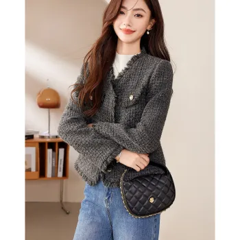 Like The Age Of Water Velvet feel Coat Women's Gray