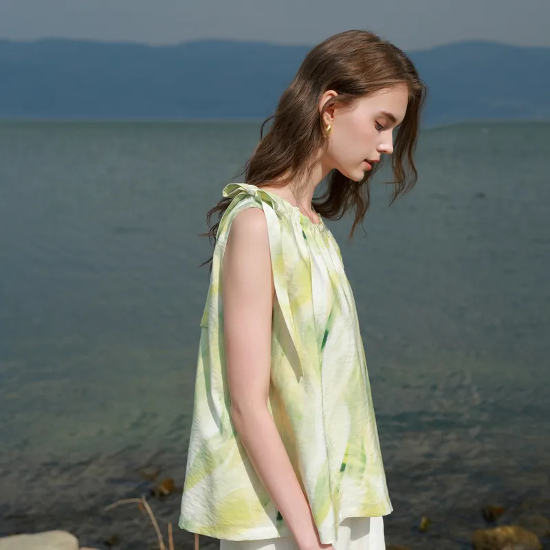 3COLOUR T Shirts Women's Pea Green Floral-4