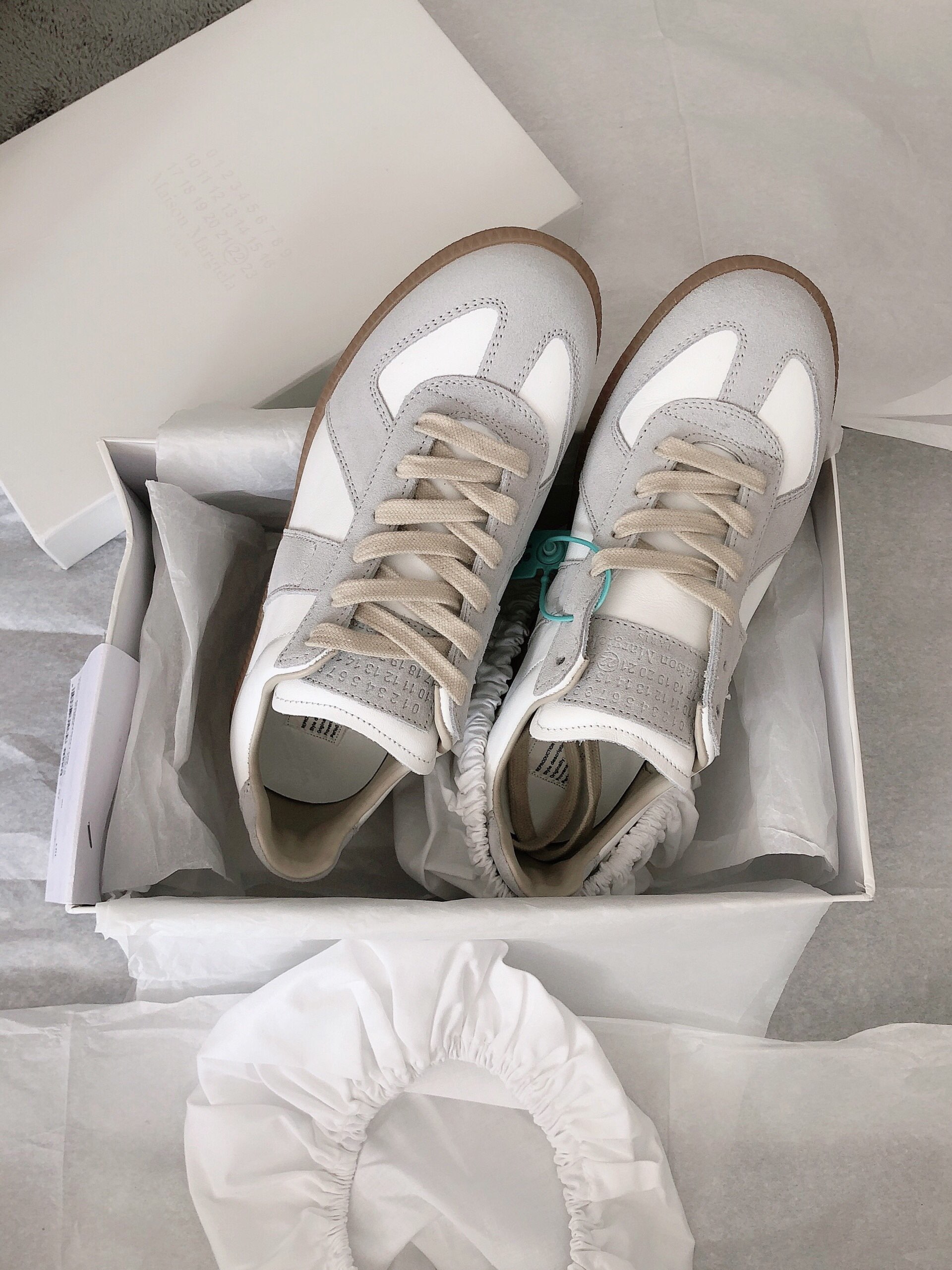 Maison Margiela Replica Sneakers - POIZON