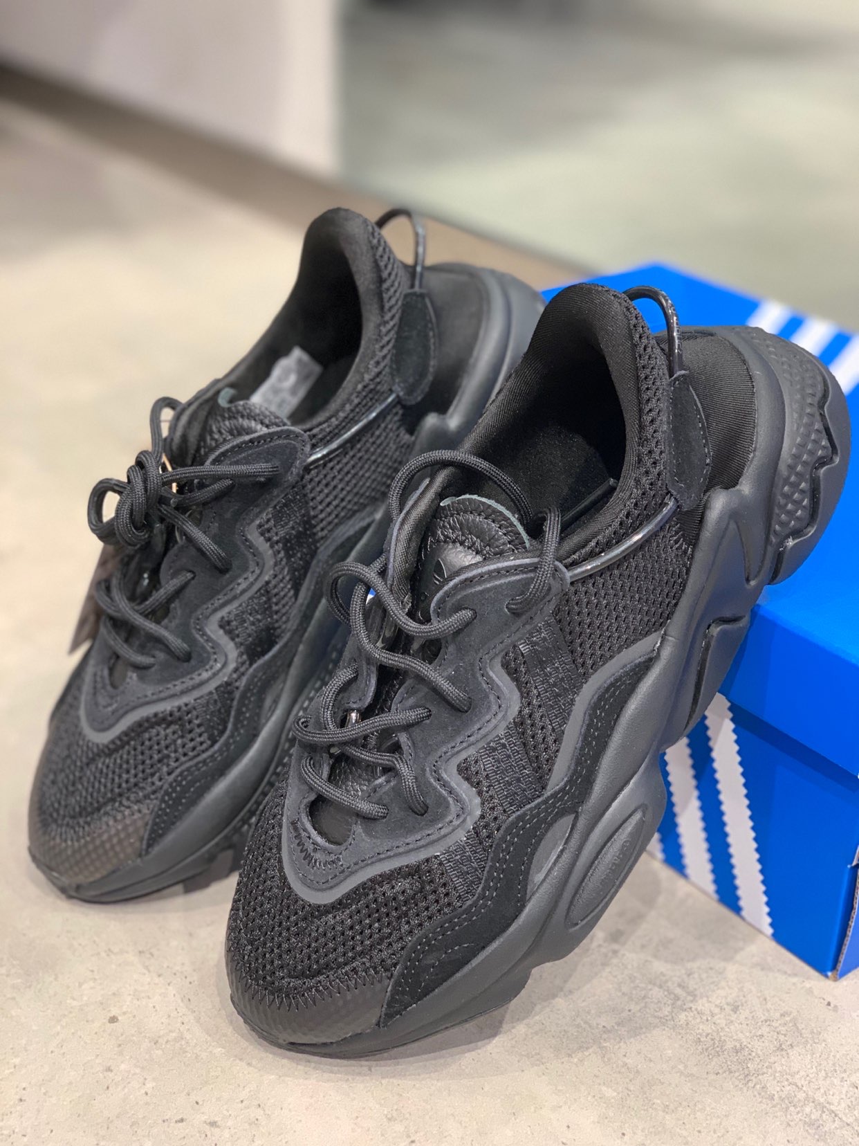 Adidas Originals Ozweego Core Black US M 8 - POIZON
