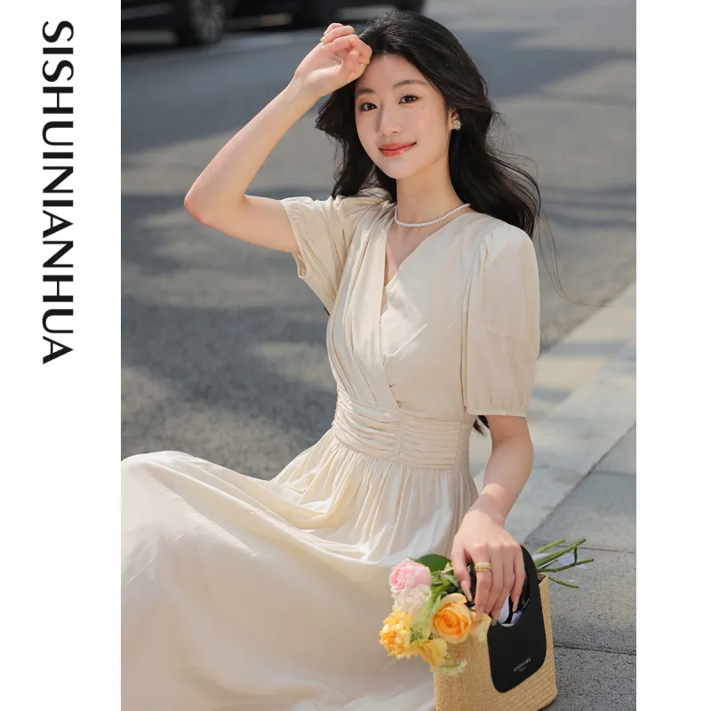 Like The Age Of Water Short Sleeved Dress Slim Fit Women's Apricot-4