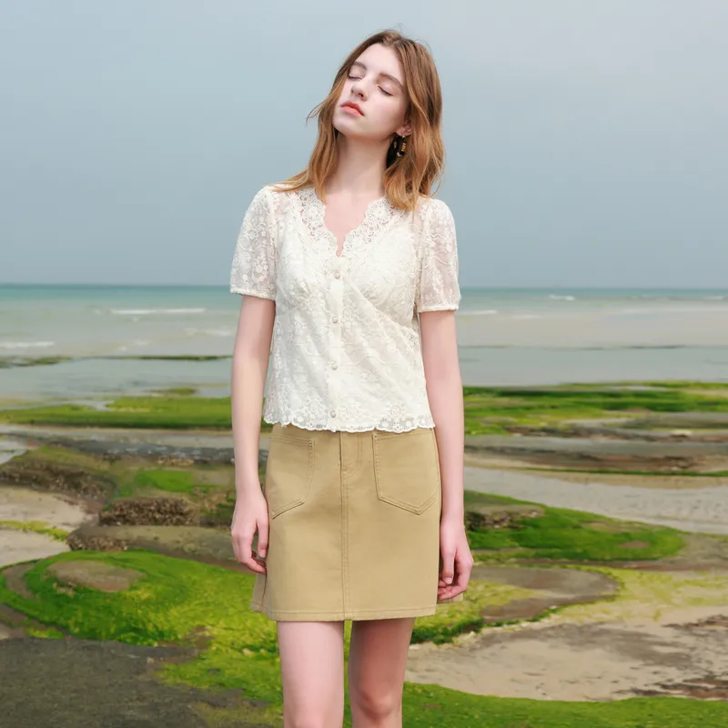3COLOUR Shirts Women's Ecru-4