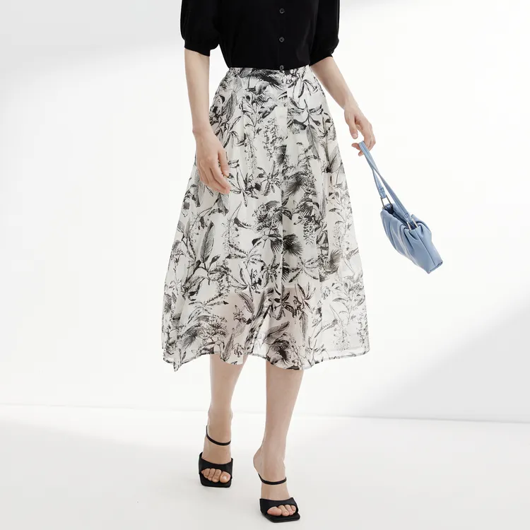 SHUIYUNJIAN Casual Long Skirt Women's Black Floral-3