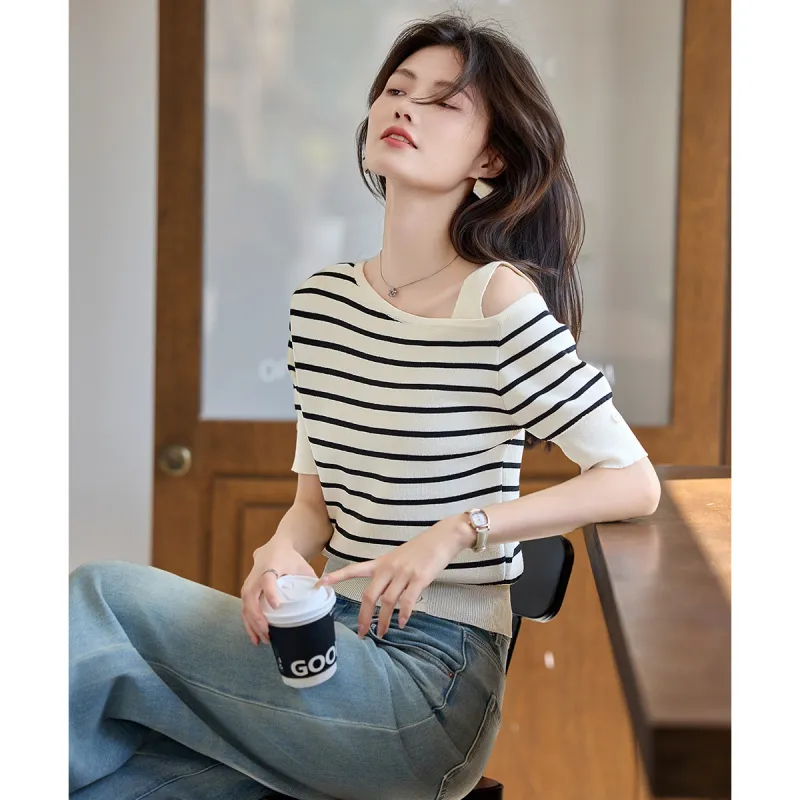 Still quiet T Shirts Women's Beige Stripes-2