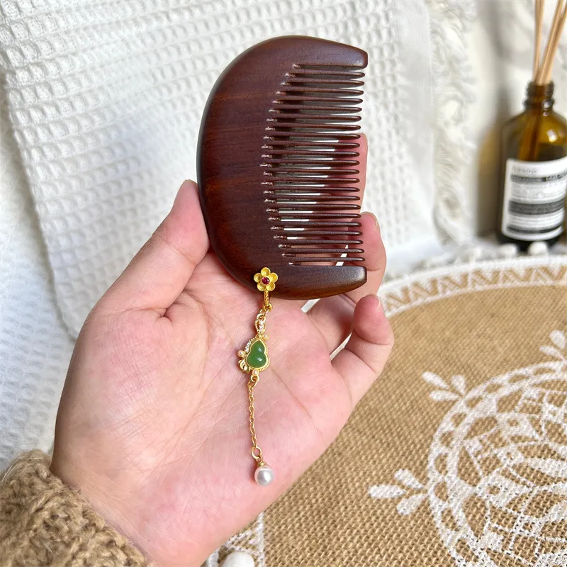 XIBI Carved Green Sandalwood Comb Natural Sandalwood Flat Comb Portable Mini Comb-4