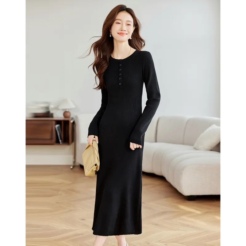 Love Elaine Long Sleeved Dress Women's Black-5