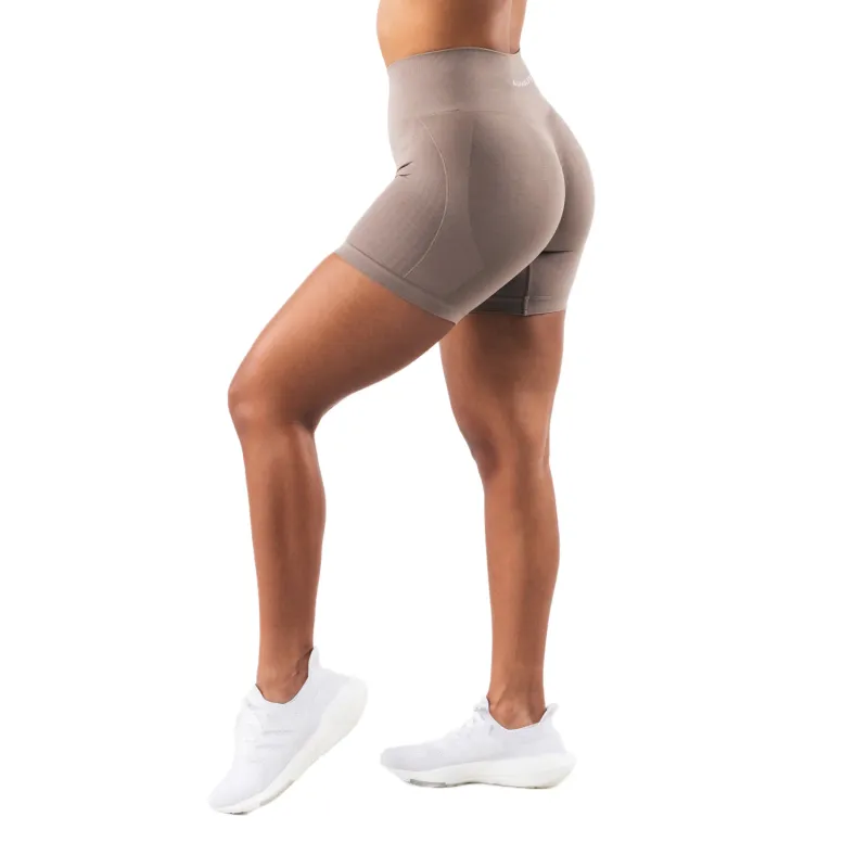 ALPHALETE Sports Shorts Women's-16