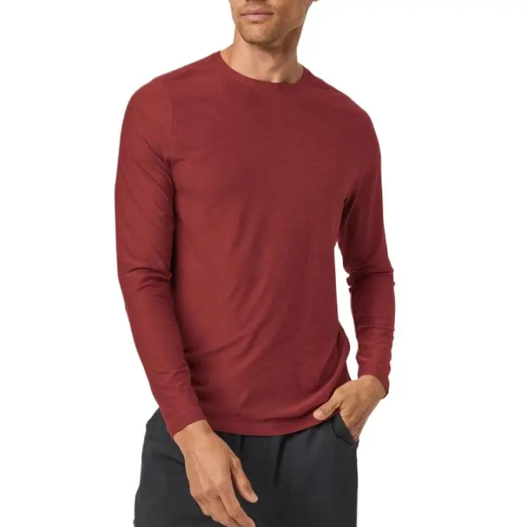 Vuori T Shirts Men Red/Currant Heather-1