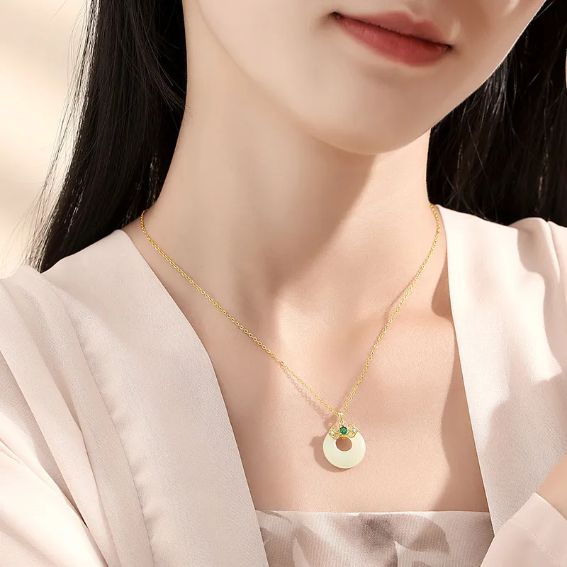 Royal Heaven's Choice Necklaces Pale Greenish White Jade Unisex-1