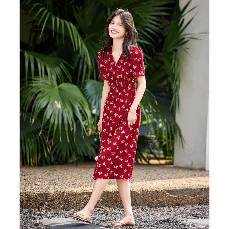 Still Quiet Short Sleeved Dress Women's Red Flower-1