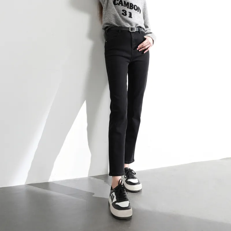 3COLOUR Jeans Women's Classic Black-2