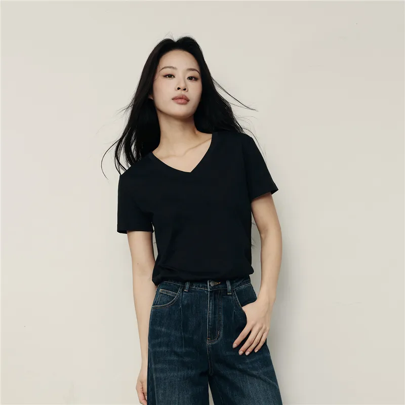 UNIQLO T Shirts Women's-25