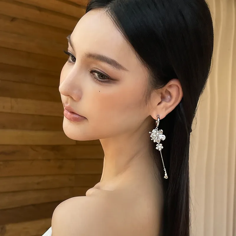 BOONEE ALUS White Gold Plated Copper Earrings Women's-4