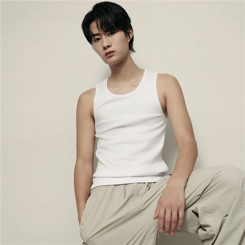 UNIQLO Tank Tops Men-10