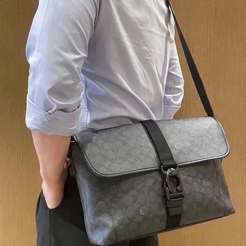 COACH BECK Artificial Leather Messenger Bag Shoulder Bag Crossbody Bag Regular Men's Charcoal Black-3