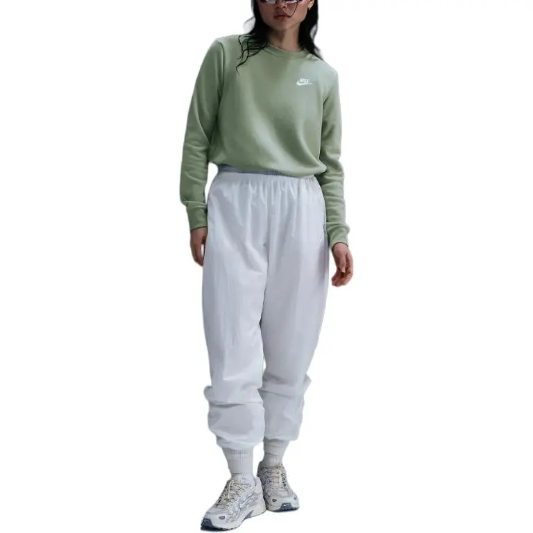 Nike Sportswear Club FW24 Sweatshirt Women's Green-1