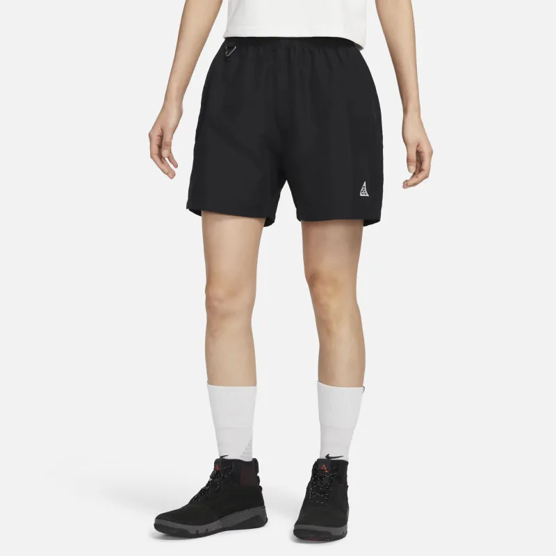 Nike ACG Women'ss Logo Embroidered Straight-Leg Shorts Black-3