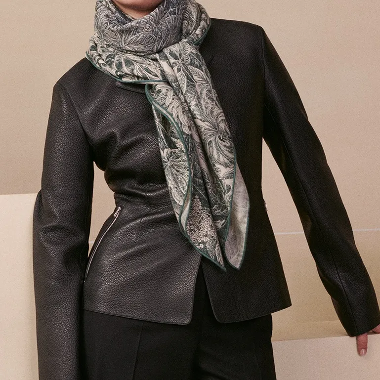 HERMES Cashmere Mulberry Silk Silk Blend Shawls Women's Gray-1