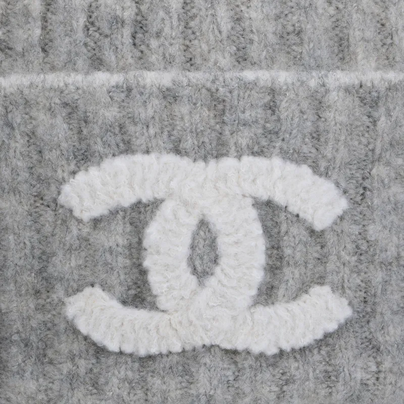CHANEL Cashmere Knitted Fabric Beanies Unisex Gray-4