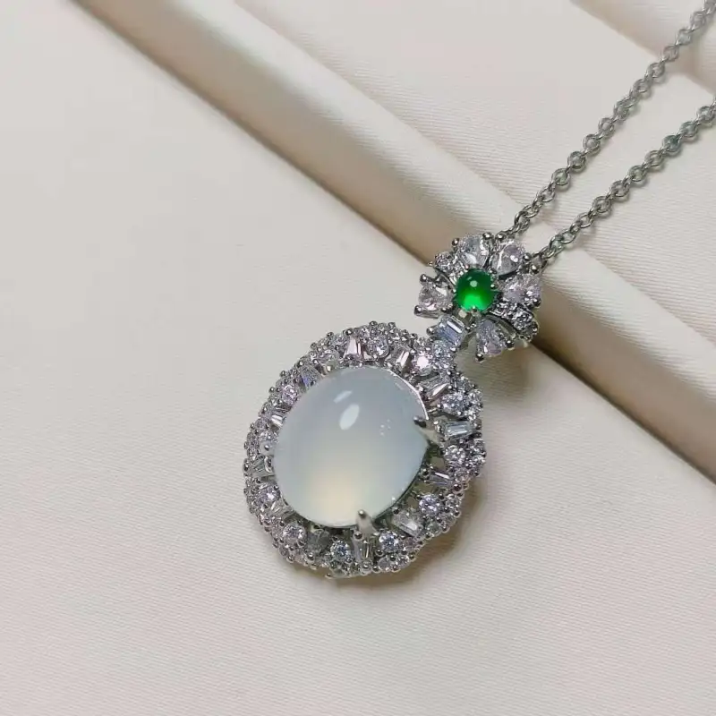 JUNWEN Chalcedony Necklaces Women's-1