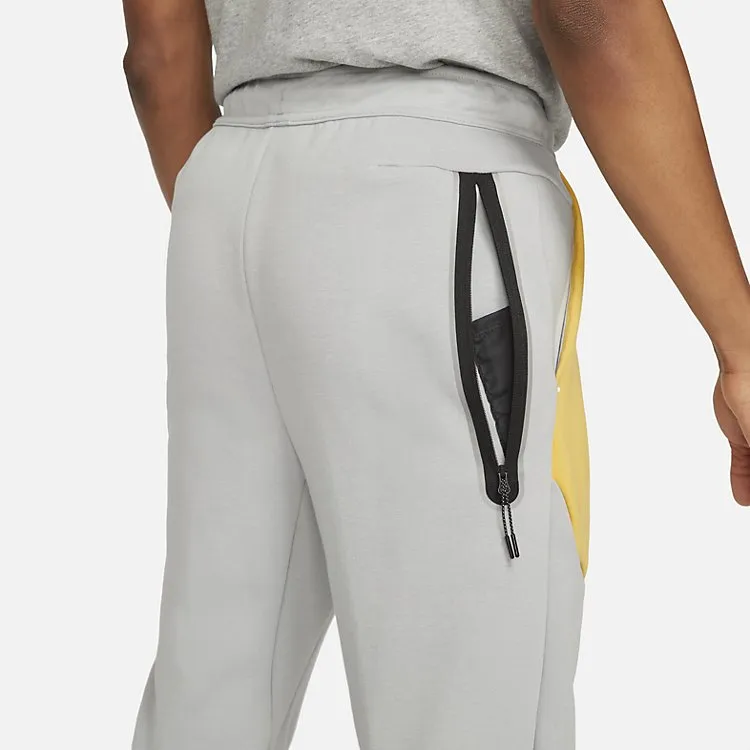 Nike Sportswear Tech Fleece Joggers-2