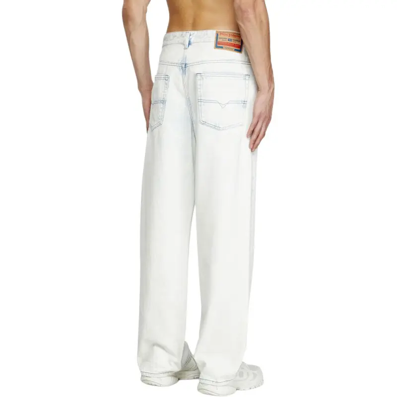 DIESEL 2001 D Macro Relaxed Jeans-3